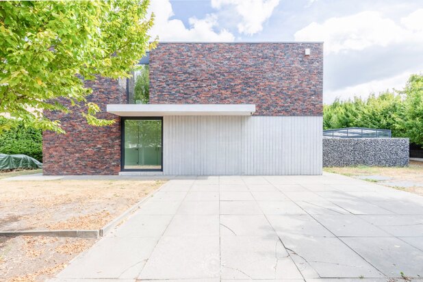 Moderne open bebouwing op ruim perceel met A+ energiescore