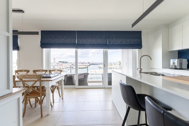 Recent appartement met 3 slaapkamers en zicht op het water