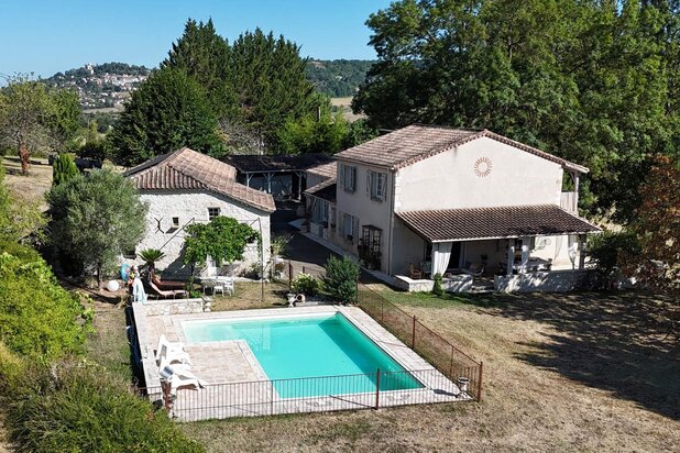Maison de campagne de charme avec maison d'amis, piscine et 