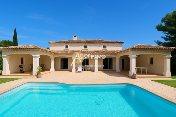 SANARY SUR MER -BELLE VILLA TRADITIONNELLE -7 CHAMBRES -TERR