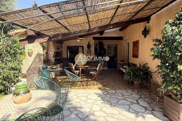 Maison 6 pièces 135 m2 avec piscine, Six Fours les plages