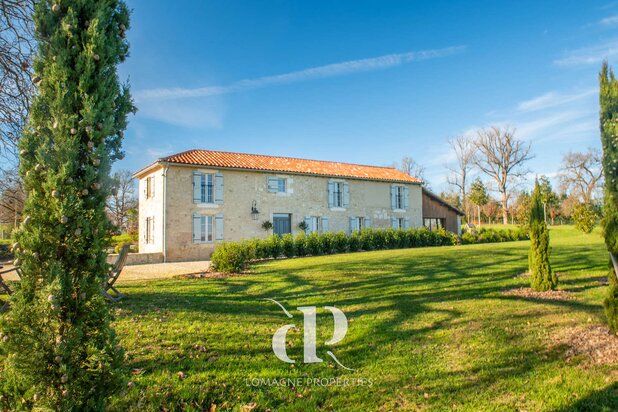 Propriété de campagne confortable dans un cadre paisible