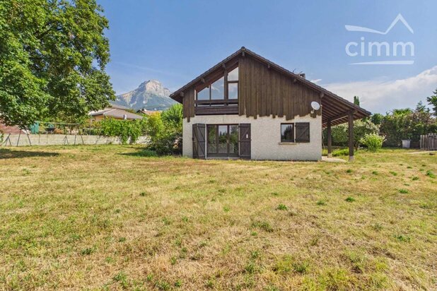 Maison à vendre à Saint-Nazaire-les-Eymes – 3 chambres – 122 m²