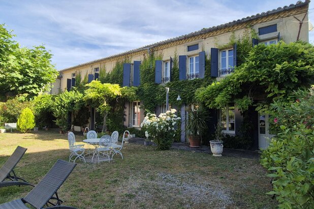 COMMUNE DE FANJEAUX PROPRIETE 11 CHAMBRES GRANDES DEPENDANCE
