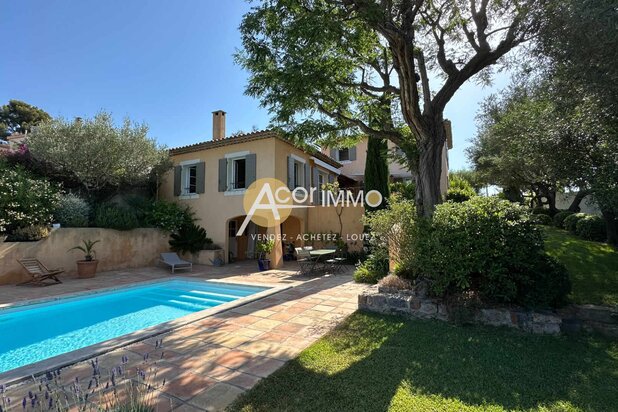 LA SEYNE SUD - VILLA D'EXCEPTION    SUR LES HAUTEURS DE LA S