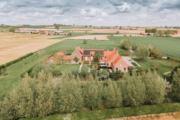 Exceptional country house for sale in Heuvelland on 1HA