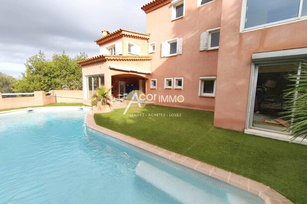 LA SEYNE SUR MER - FABREGAS - VILLA T7 + DOUBLE GARAGE