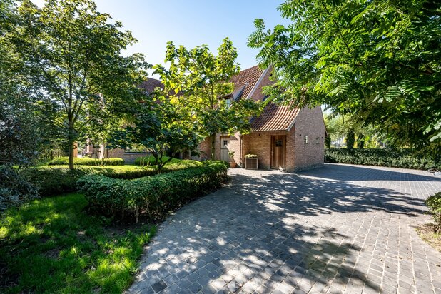 VILLA LES PRES