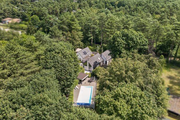 Prachtig gelegen landhuis op ca. 1,6 Ha.