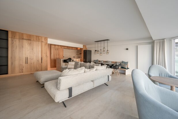 Appartement rénové de 3 chambres près de la place Rubens
