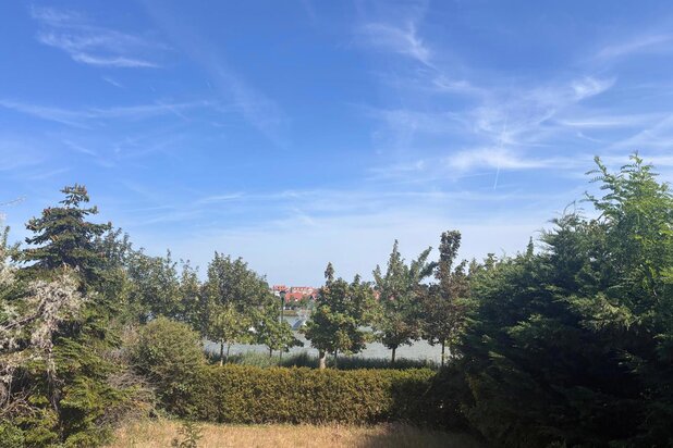 Villa à rénover avec vue frontale sur le lac Zegemeer à Knokke