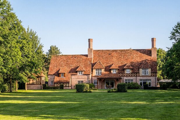Exclusief landhuis op een domein van 8268 m²