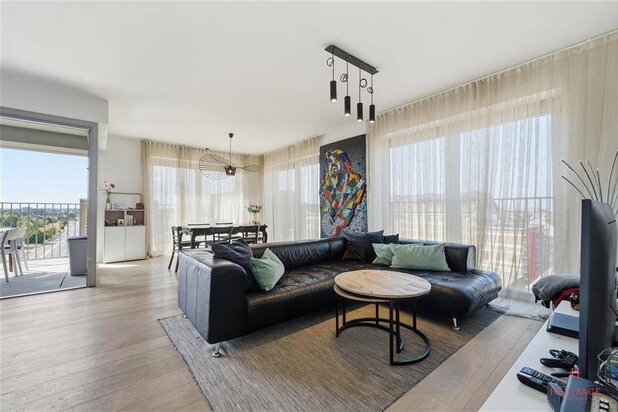 Ruim lichtrijk 3-slaapkamerappartement aan de Oude Dokken