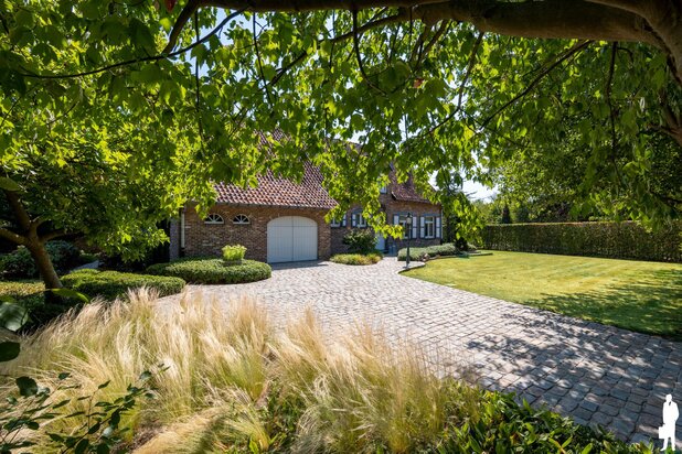 Villa op 4.335m² met een unieke parktuin in Meerhout