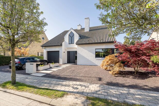 Stijlvolle instapklare villa met 4 slaapkamers