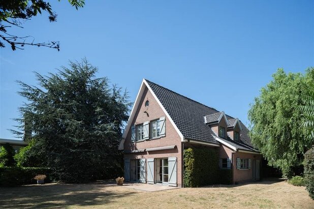 Charmante gezinswoning op unieke ligging in de Assels