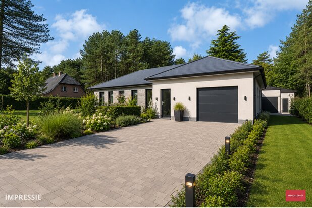 Verder af te werken villa op perceel van 2760 m²