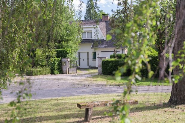 Uniek gelegen woning in doodlopende straat grenzend aan het Parkbos