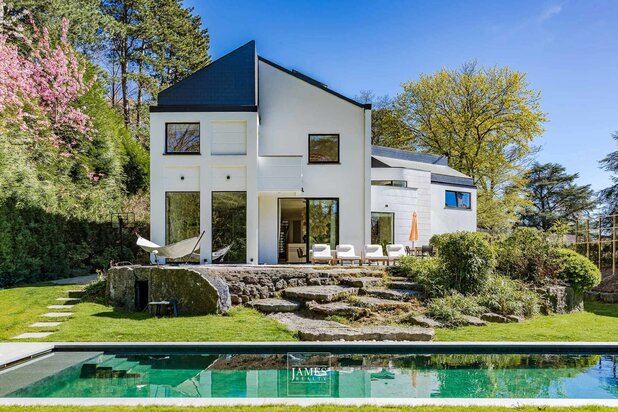 Proximité Forêt de Soignes une villa avec piscine