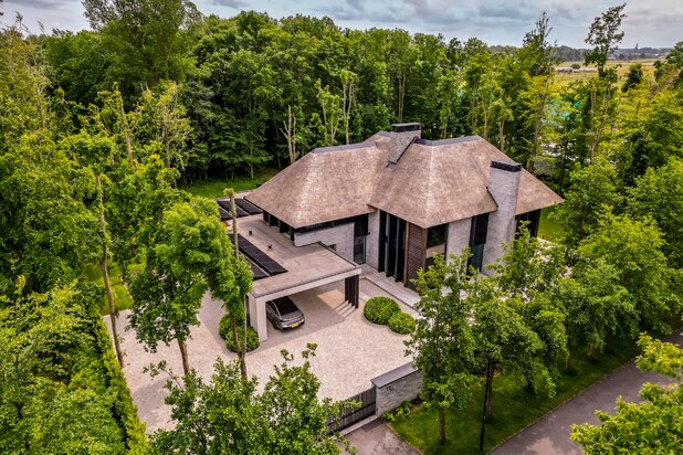 Villa for sale at NOORDWIJKERHOUT with reference 19309592684