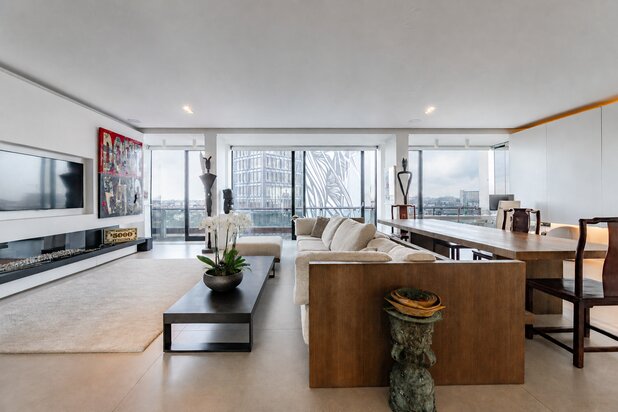 Avenue Louise – penthouse au caractère années 60 avec vues