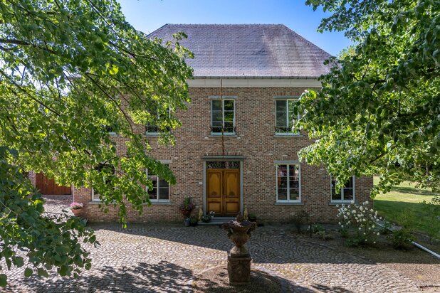 Karaktervolle villa op ruim perceel