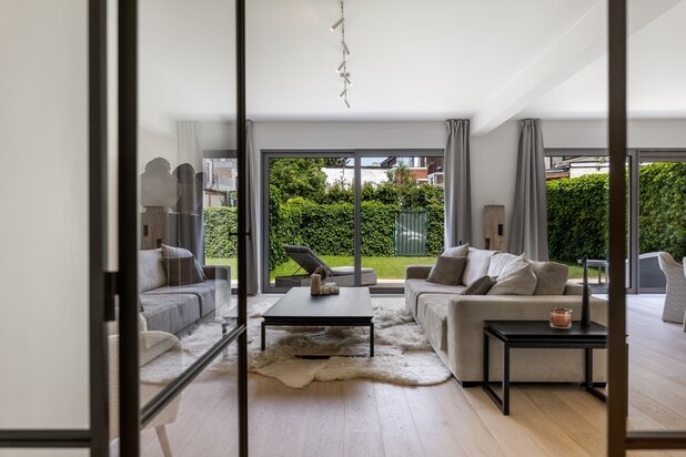 Schitterend  appartement met tuin op toplocatie! 