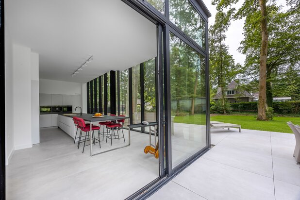 Luxe gerenoveerde villa (EPC A) op riant hoekperceel