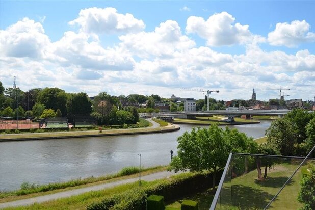 Exclusief appartement van 234m² met Leiezicht
