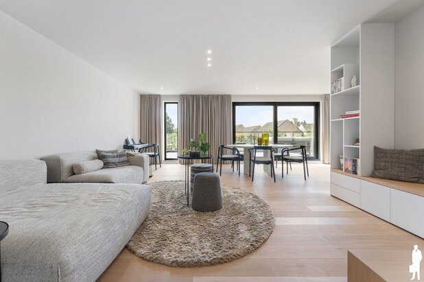 Luxueus villa appartement (217m²) met ruim zonneterras.