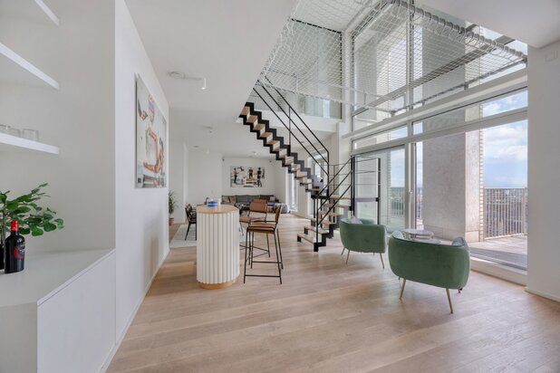 Exclusieve penthouse met panoramisch zicht over Antwerpen