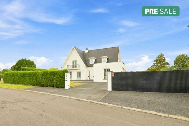 Charmante villa op Henegauwberg te Hasselt