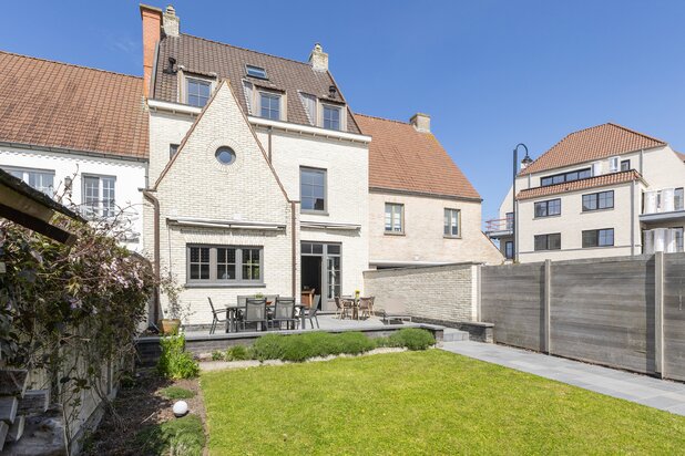 Instapklare woning met 4 slpks te koop in Heulebrug!