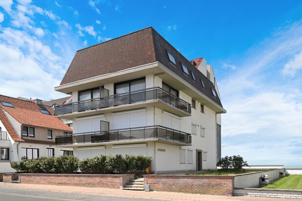 Prachtig gerenoveerd duplex appartement [J. Nellenslaan -Duinbergen].