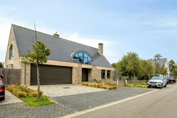 Villa exclusive de 4 chambres avec piscine à Koksijde