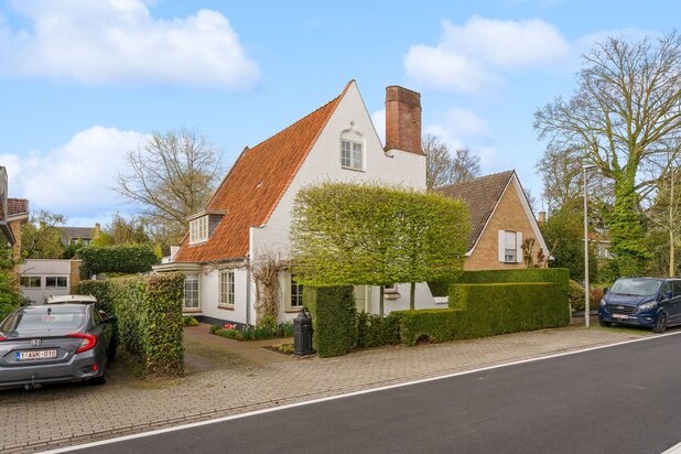 Unieke eigendom met woning & bijgebouw in Sint-Michiels