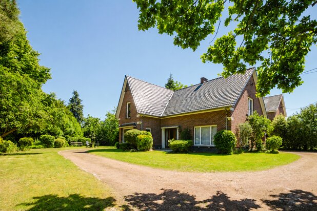 te renoveren charmante villa te koop in Bottelare -Merelbeke