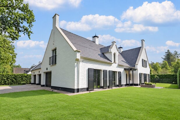 Luxe villa met gelijkvloers wonen en wellness 1.413 m²