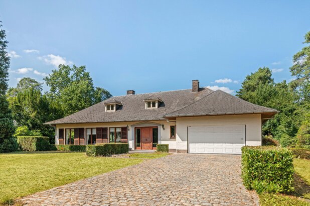 Ruime gezinswoning op residentiële toplocatie op 1.575 m² grond