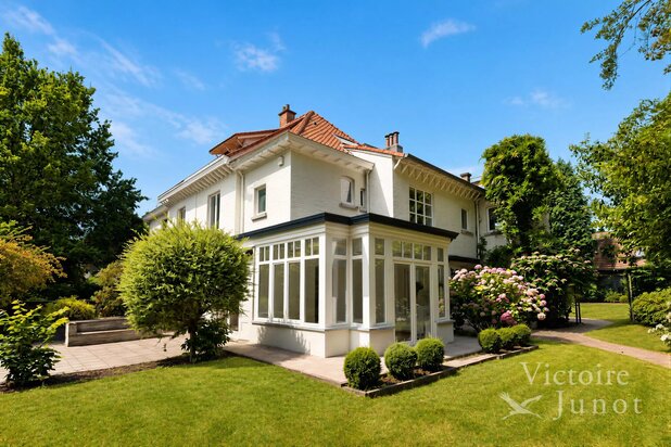 Tervuren : Ravissante maison 3 façades