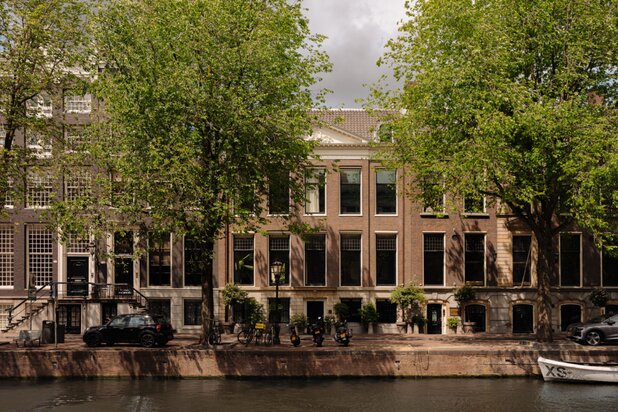 Villa te koop in AMSTERDAM met referentie 19812116360