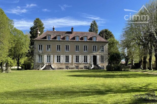 Prestige, nature et fort potentiel pour ce domaine à 45 mn de Paris