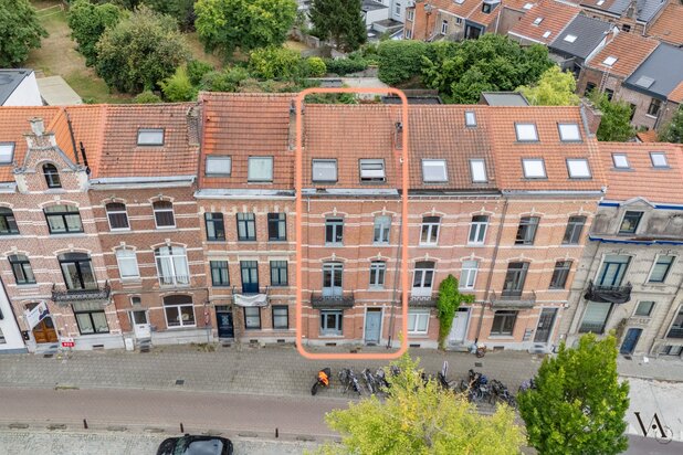 Statige herenwoning met authentiek karakter en prachtige zuidgerichte stadstuin