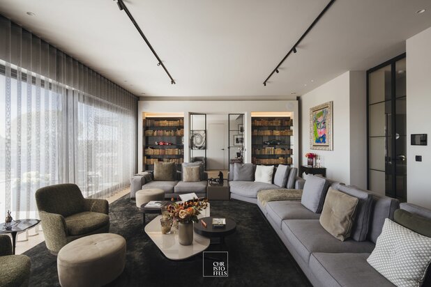 The Penthouse 250 m² ultra high-end woonruimte 89 m² terras met plunge pool