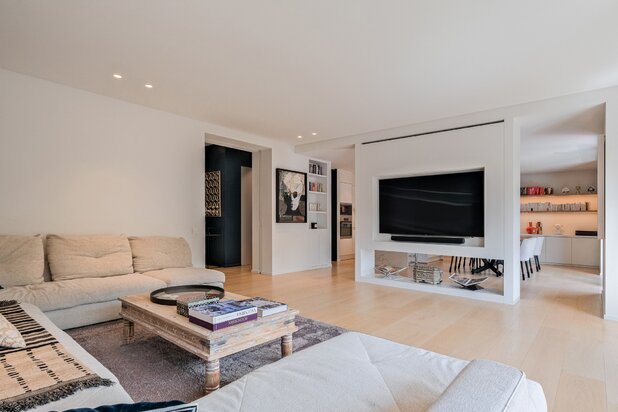 Messidor: Stunning tastefully renovated apartment