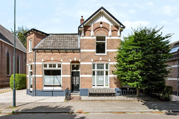 Historisch gebouw te koop in Apeldoorn met referentie 19412119220