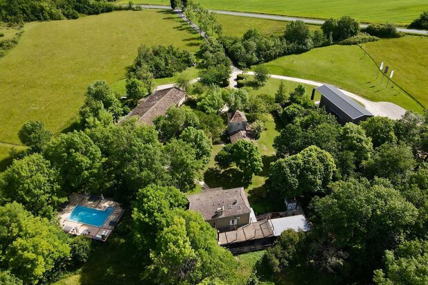Maison à vendre à ST ETIENNE DE VILLEREAL – 11 chambres – 924 m²