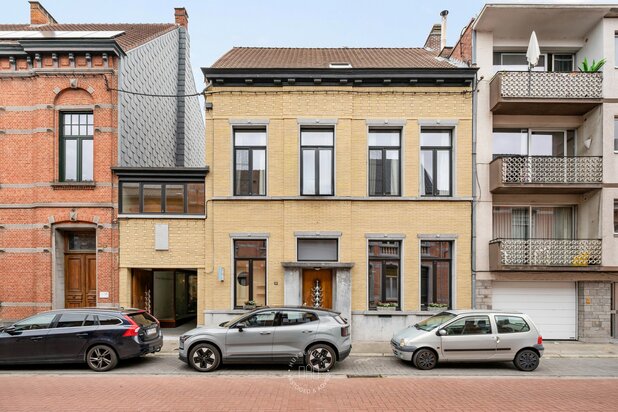 Een karaktervolle totaalrenovatie met verrassend veel mogelijkheden