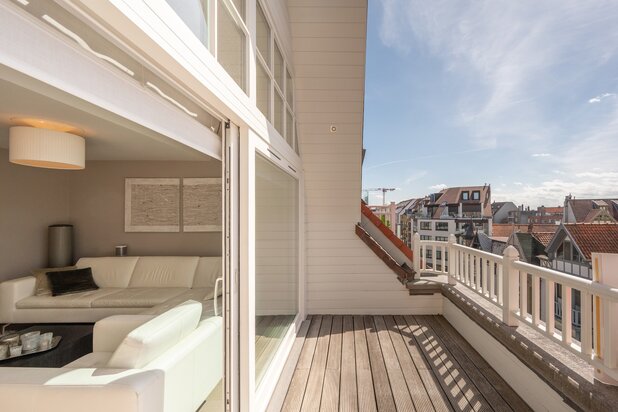 Subliem appartement met mooi zonneterras op wandelafstand van de winkels en het strand.