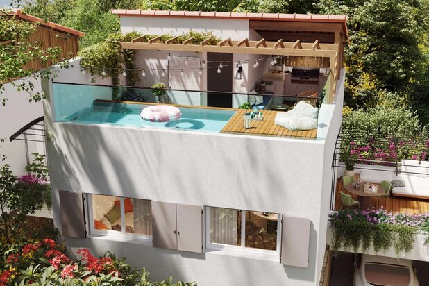 CAVALAIRE-SUR-MER - LUXURY VILLAS BETWEEN MOUNTAIN AND SEA